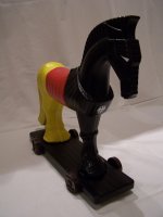 Statuetka konia trojańskiego